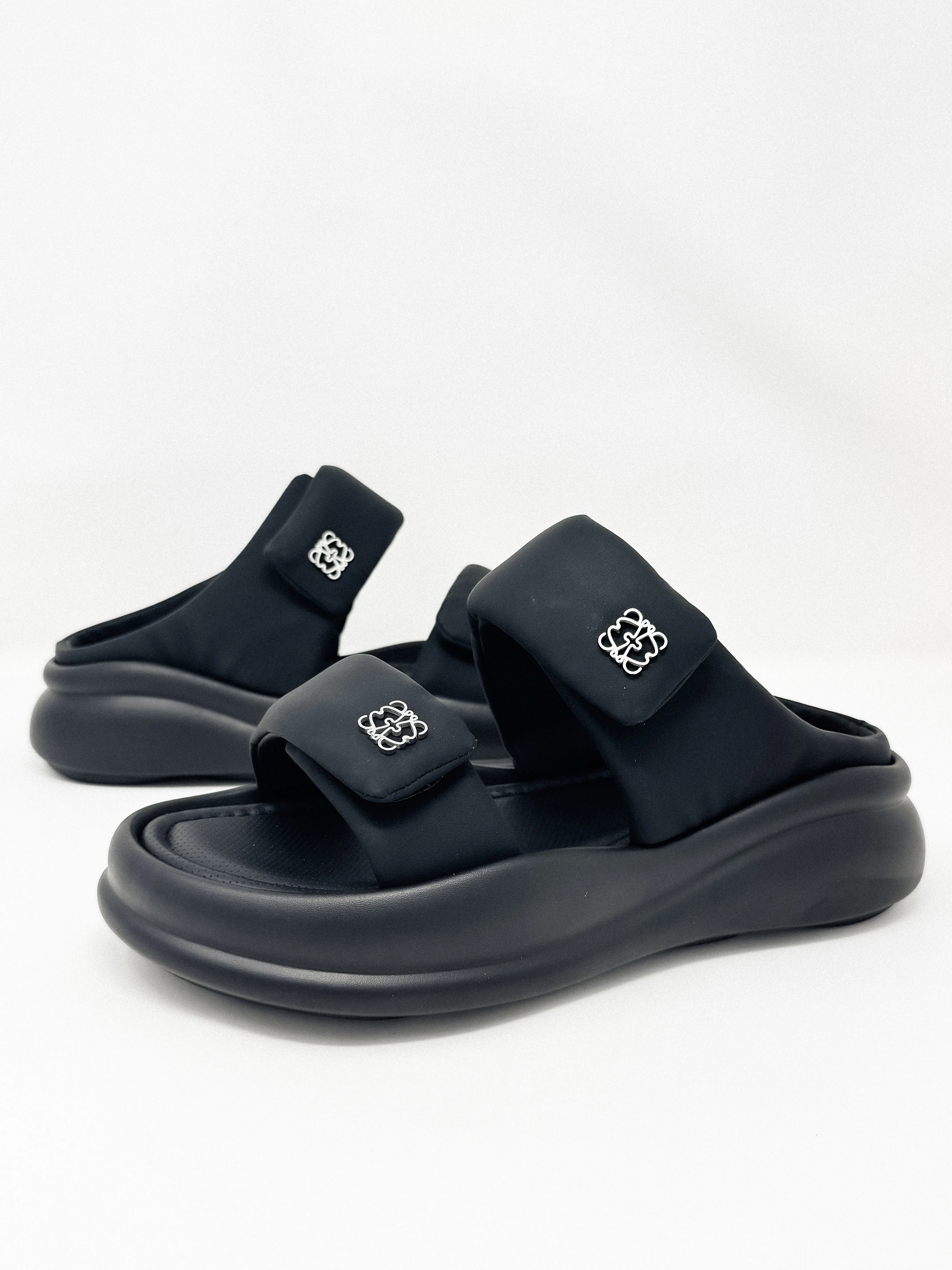 Galateia Black