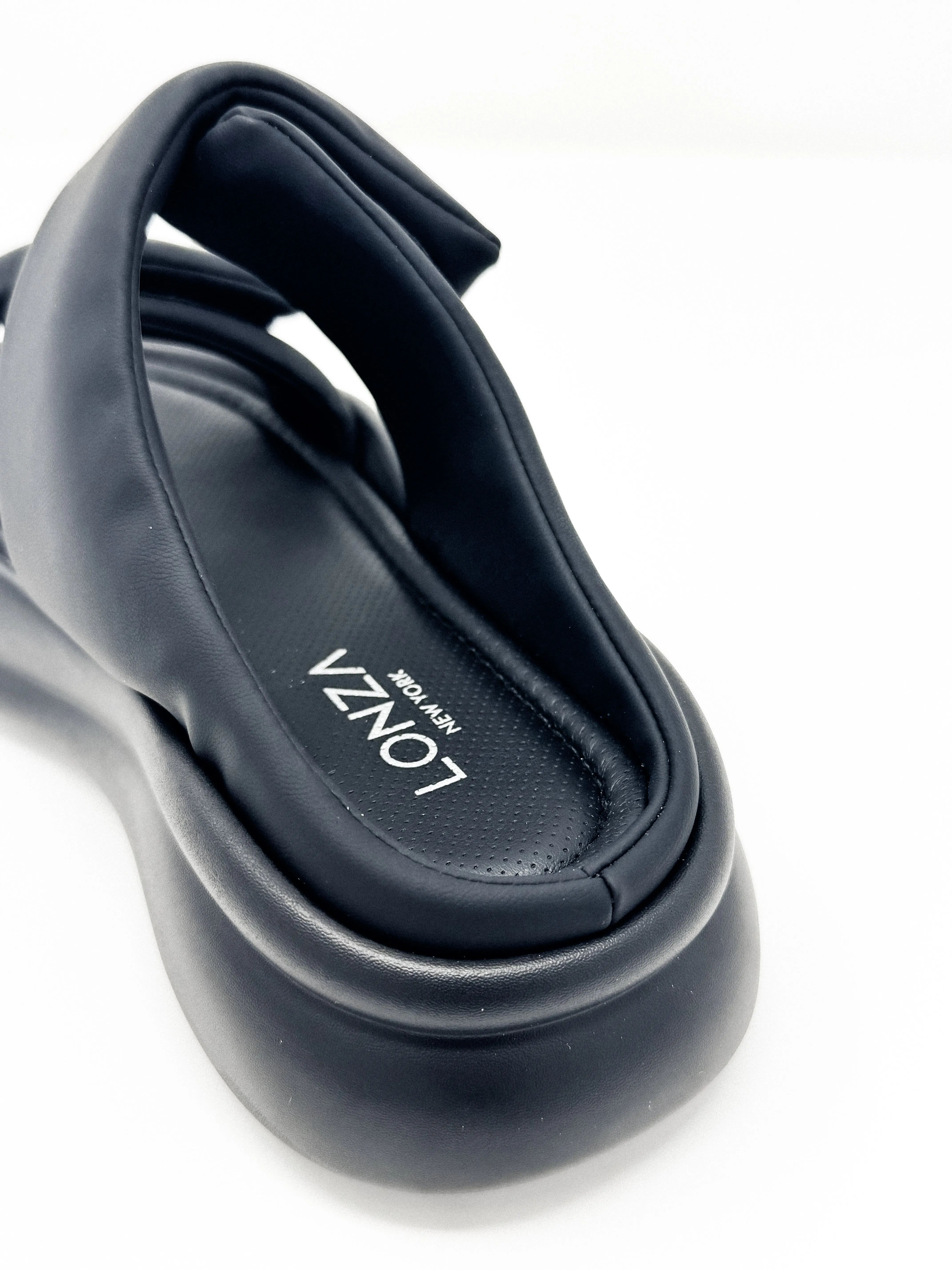 Galateia Black