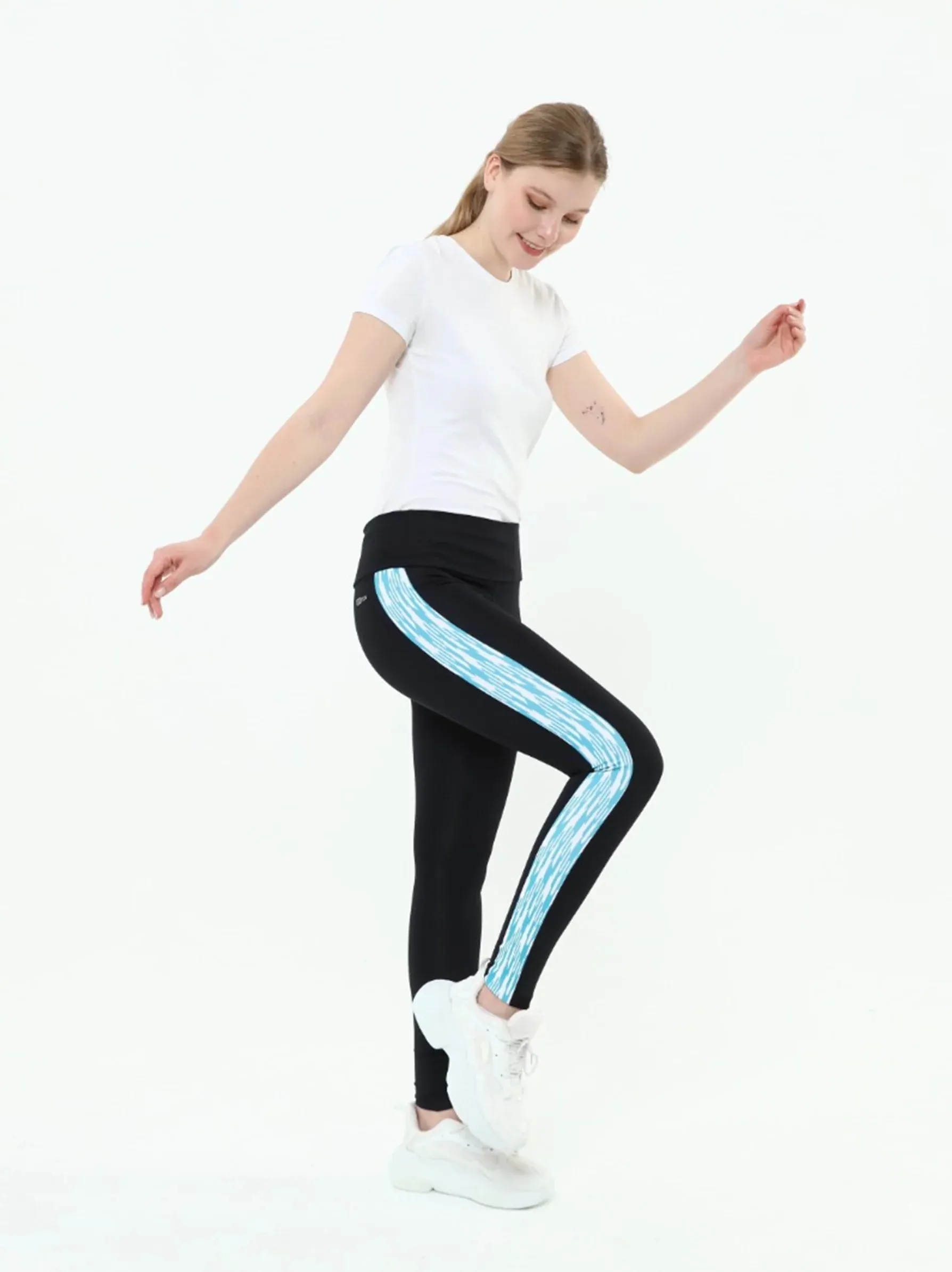 Ocean Blue Dry Run Leggings