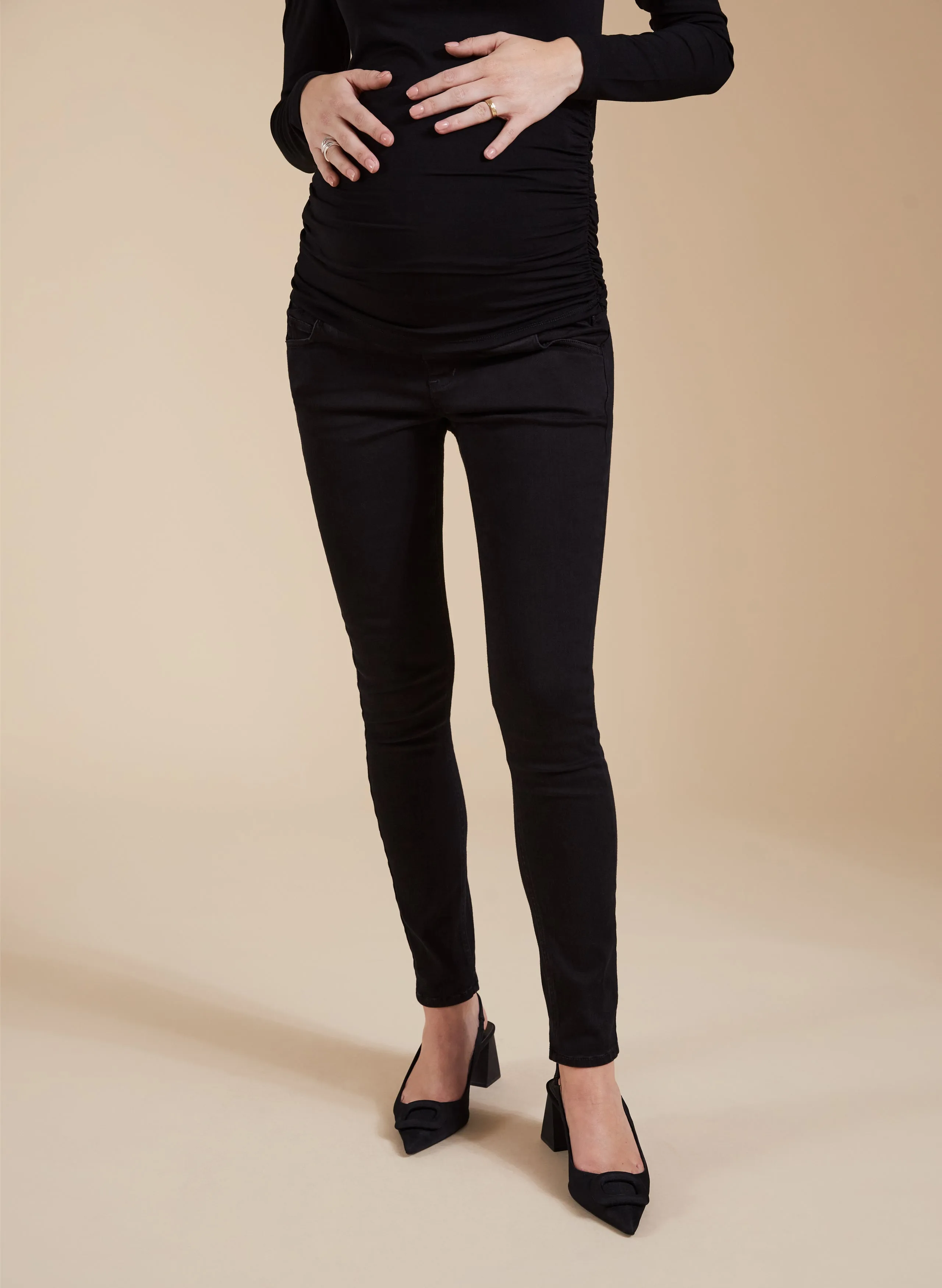 Super Stretch Maternity Skinny Jean to Rent