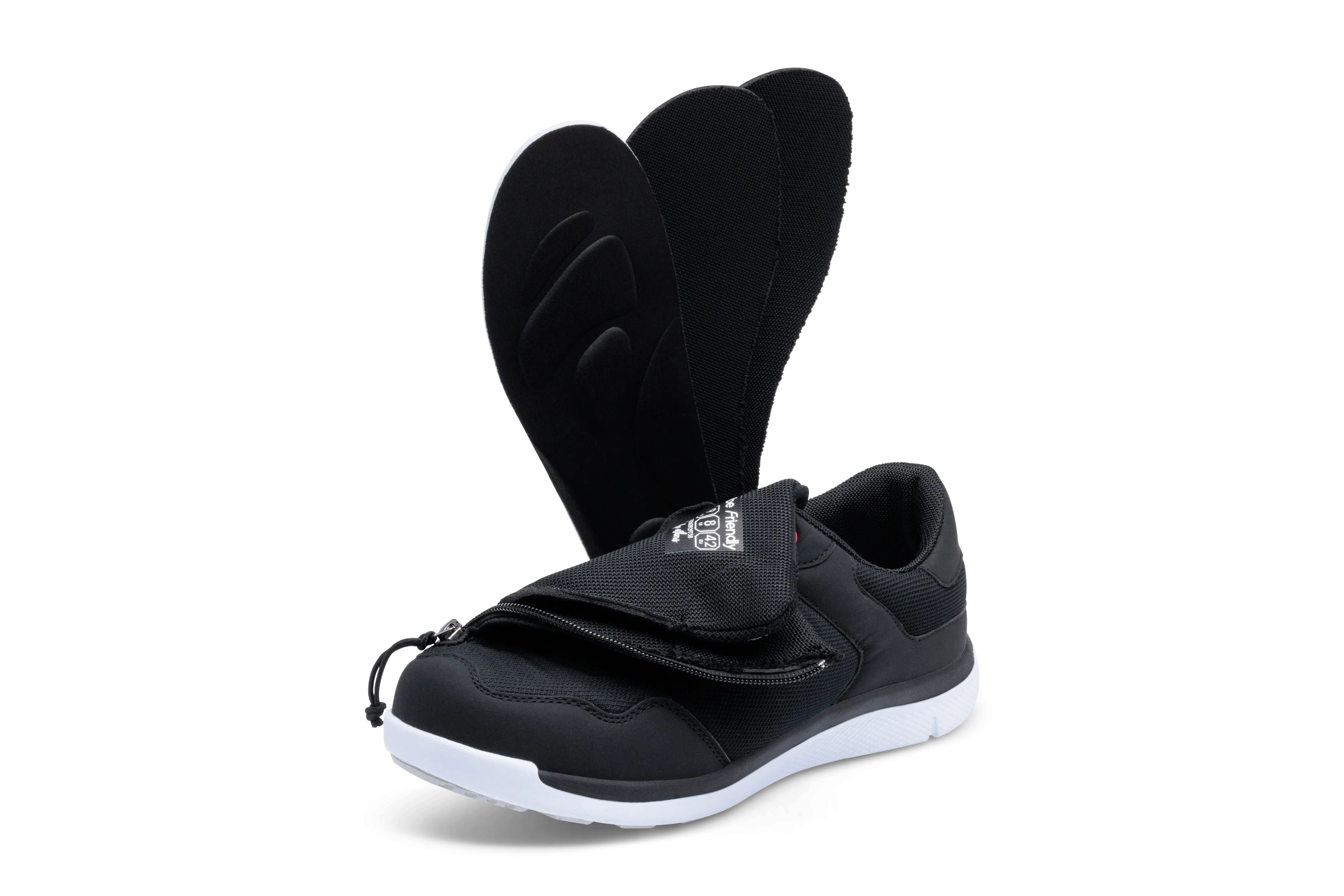 Voyage black tornado - wider fit, unisex