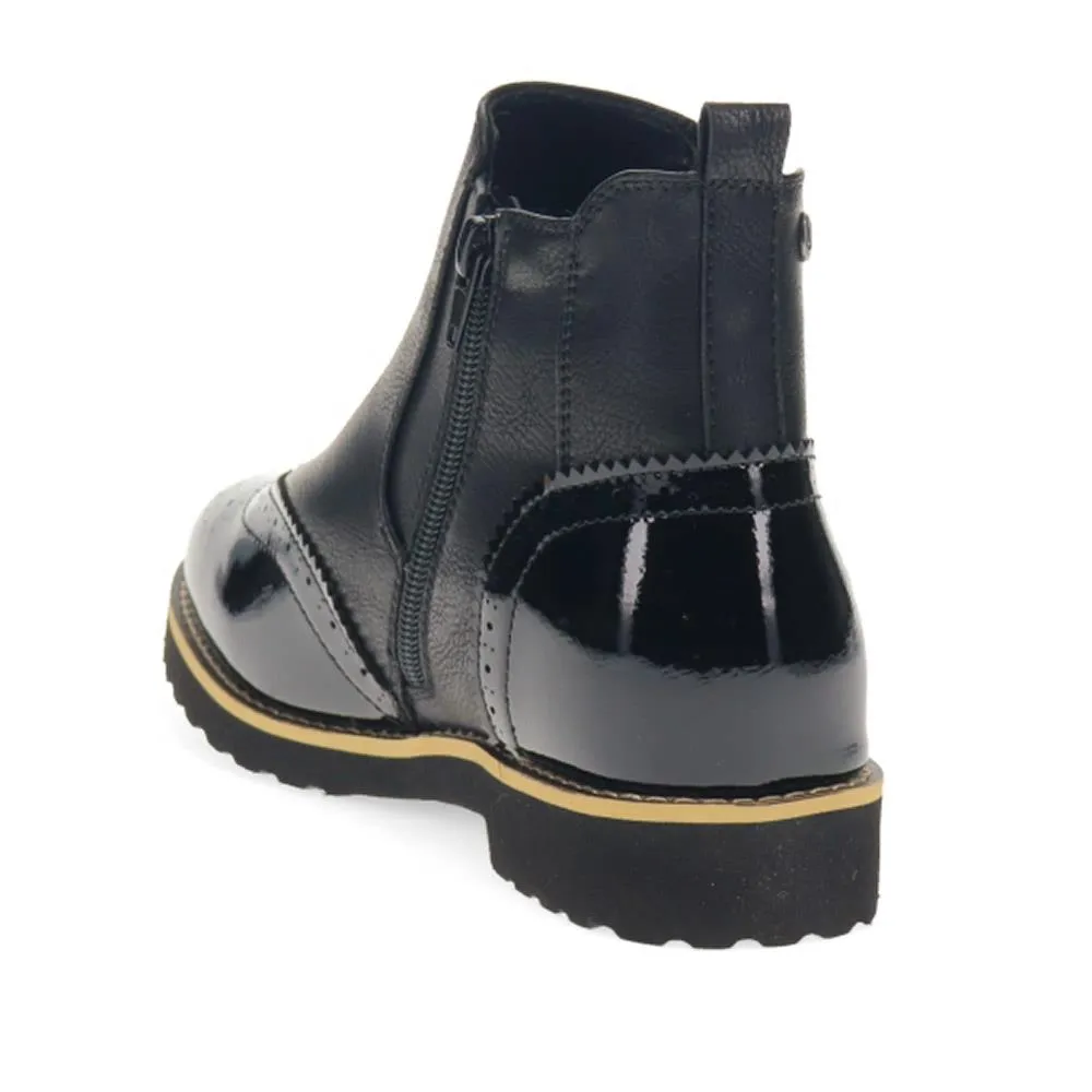 Wide-Fit Brogue Ankle Boots  - WBINS40233 / 326 349